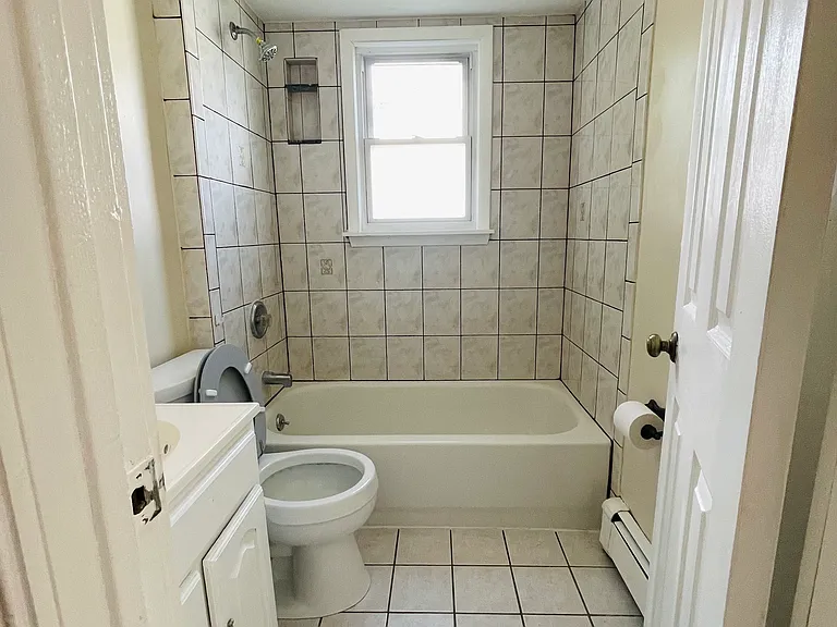 172 Highland Ave #I — Photo 9