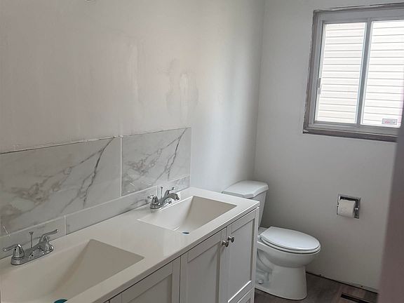 5th image of 12819 94th St NW