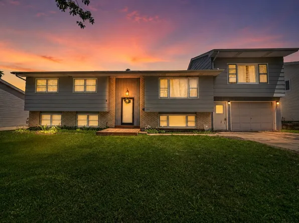7211 Jonquil Ter, Hanover Park, IL 60133