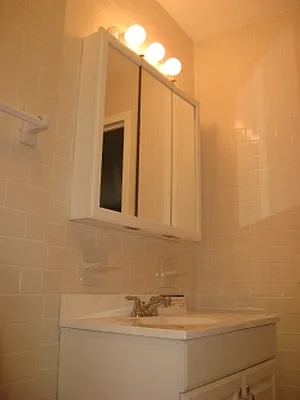 Rented by MNS | media 33