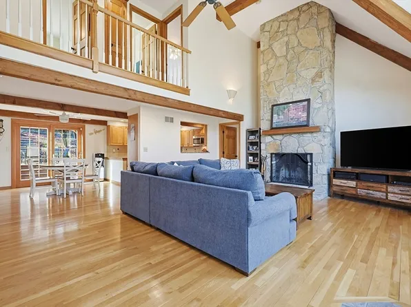 291 Millbury St, Auburn, MA 01501