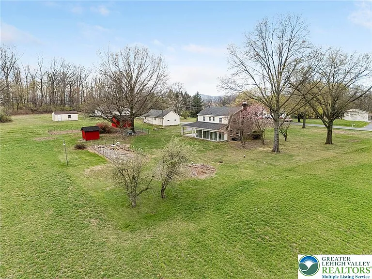 301 Ontelaunee Dr — Photo 20