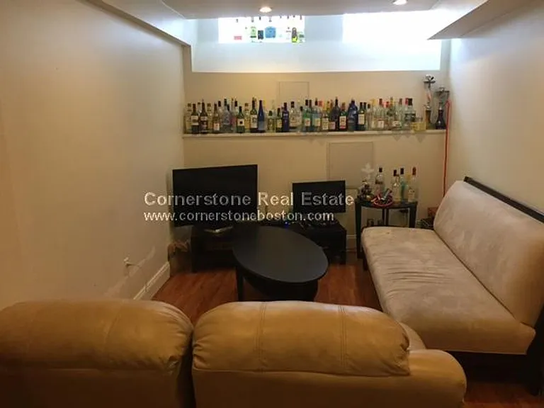 588 Columbus Ave #1C — Photo 8