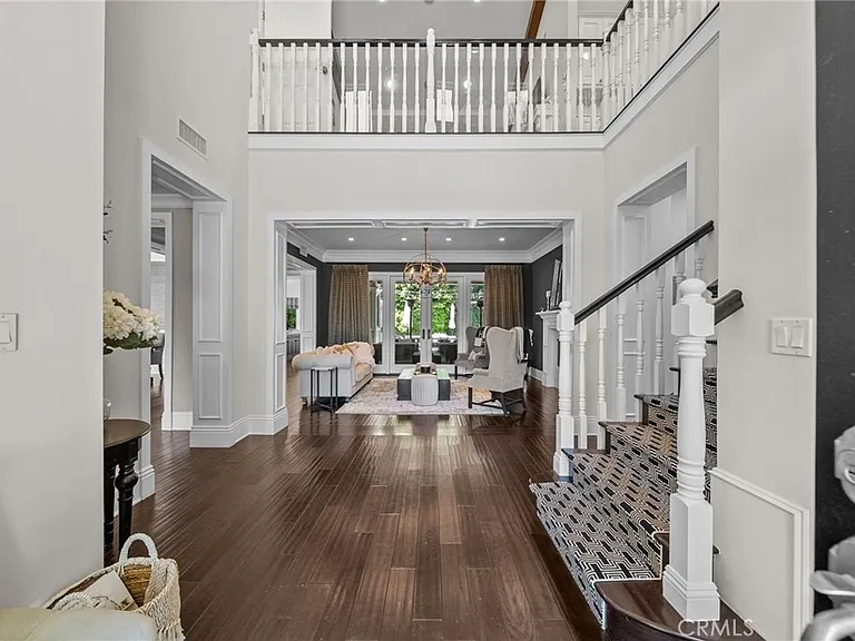 4917 Edgerton Ave — Photo 32