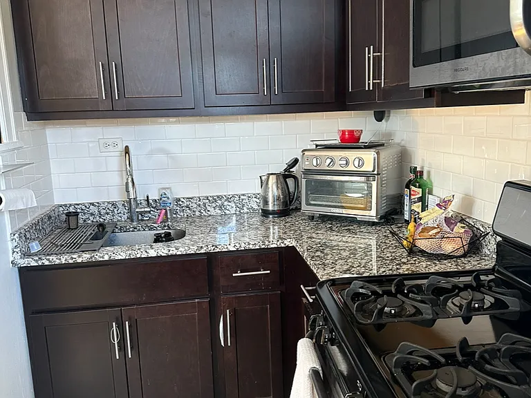 7433 N Seeley Ave #3 — Photo 14