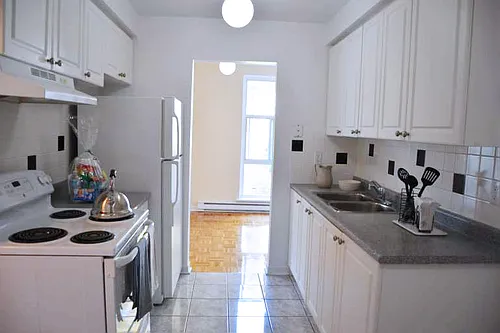 2020 Barsuda Dr #2025 Photo 1