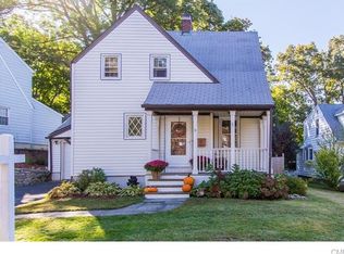 46 Raymond Ter, Norwalk, CT 06851