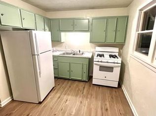 303 N 4th St #8, Nederland, TX 77627