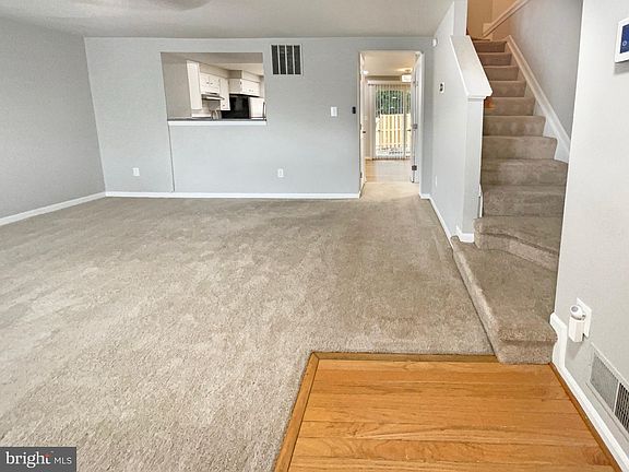 3rd image of 16946 Monmouth Ct