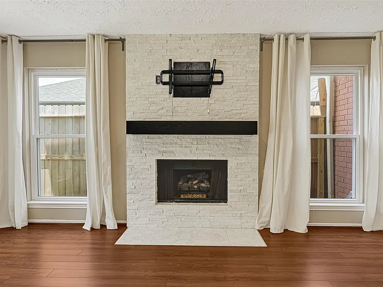 3510 Honey Creek Dr — Photo 11