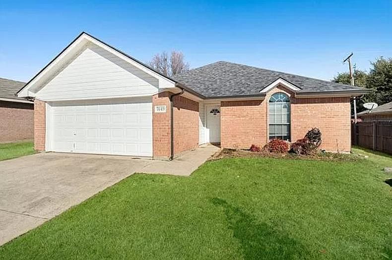1st image of 7449 Arbor Park Dr