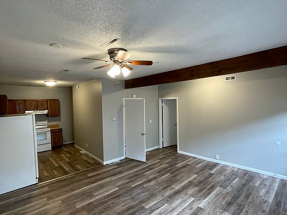 3rd image of 701 N Buckeye Ave APT 2