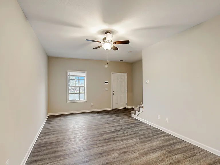 Greystone Townhomes — Photo 16