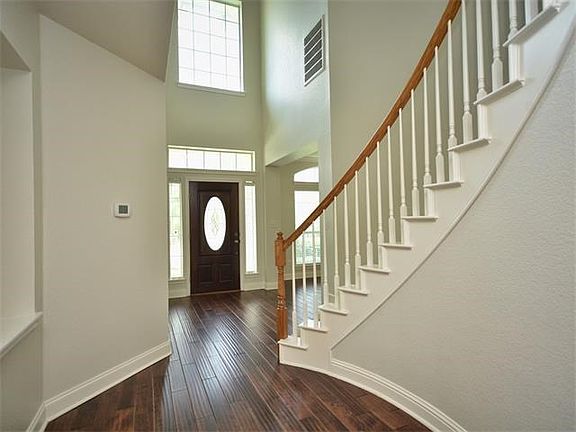 4th image of 12704 Rush Creek Ln