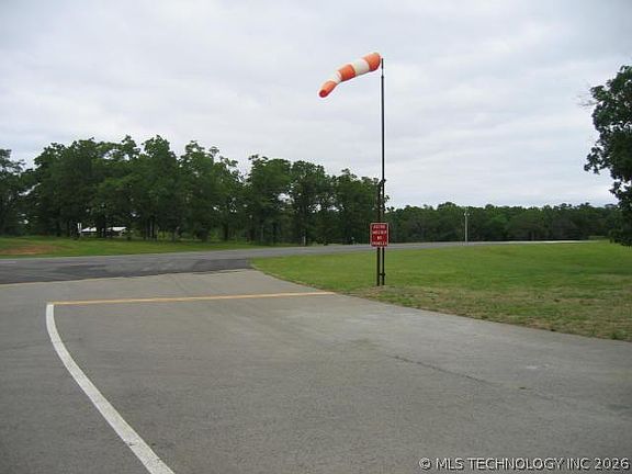 4th image of 3 E Snake Creek Rd