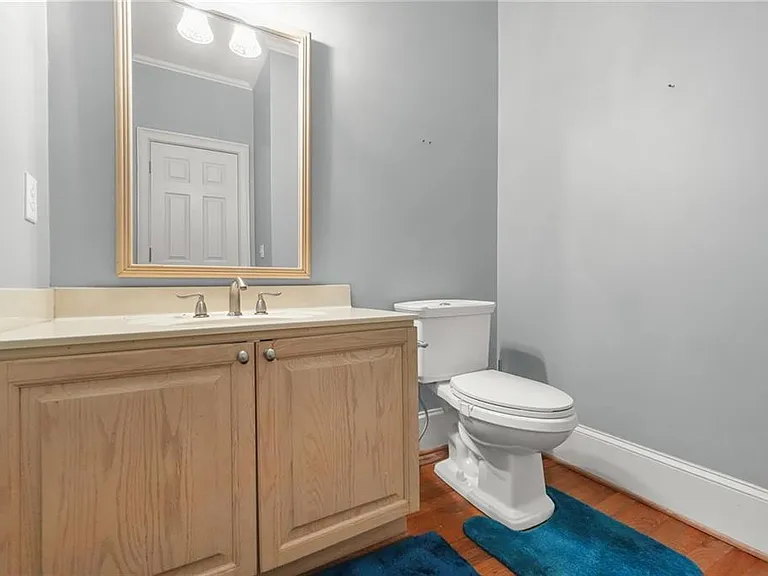 9800 Foxworth Dr — Photo 16