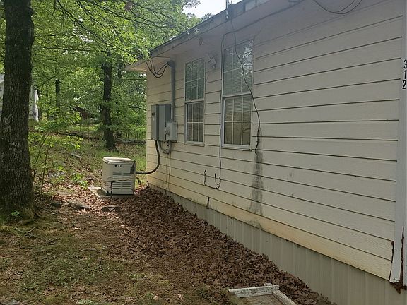 4th image of 312 N Bradford Dr
