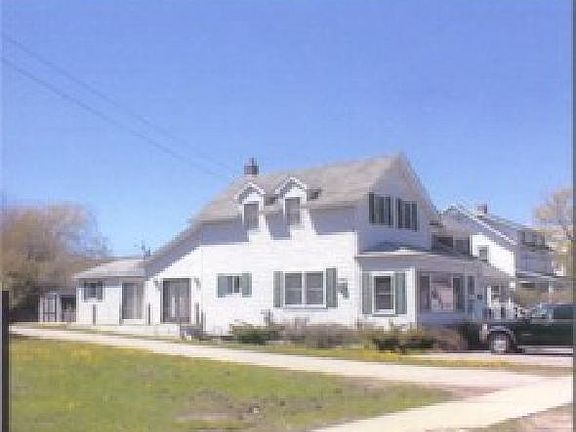 2nd image of 180 Church St