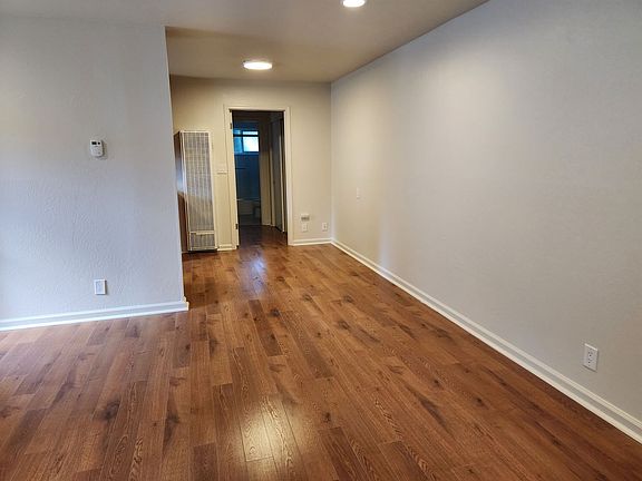 5th image of 850 Coleman Ave APT 06