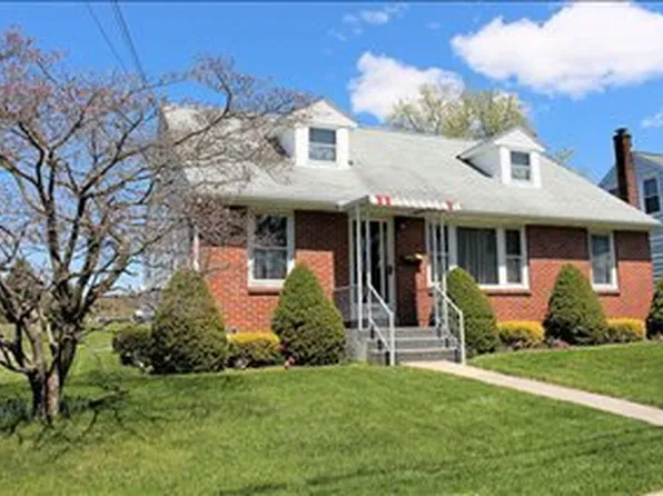 1401 E Queen St, Annville, PA 17003