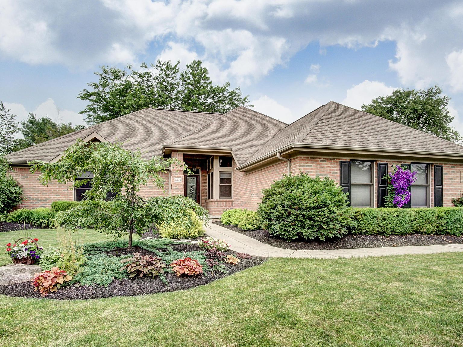 7423 Balfoure Cir, Dublin, OH 43017 Zillow