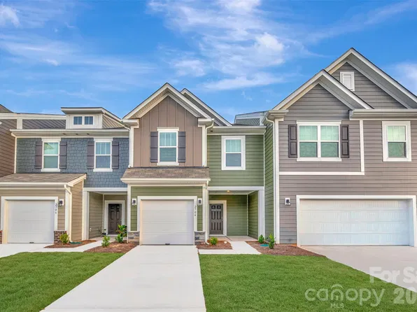 2704 Yeager Dr NW, Concord, NC 28027