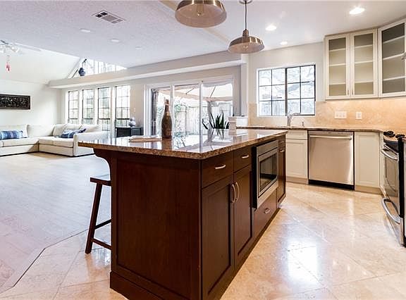 2nd image of 11310 Spicewood Club Dr APT 22