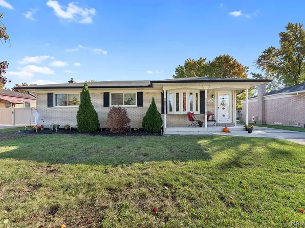 24503 Cabot Dr, Woodhaven, MI 48183