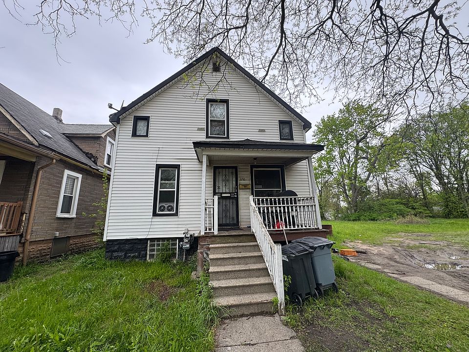 1st image of 376 Highland St
