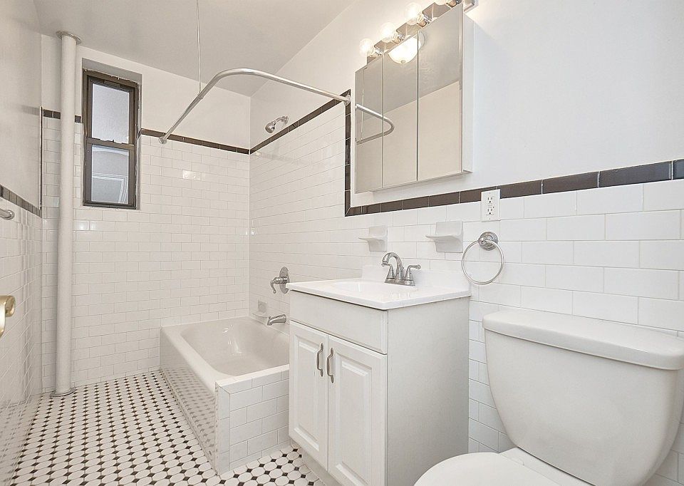 1st image of 2147 E 17th St APT 1J
