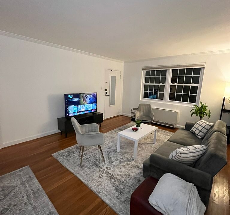 1st image of 2053 N Woodstock St APT 201