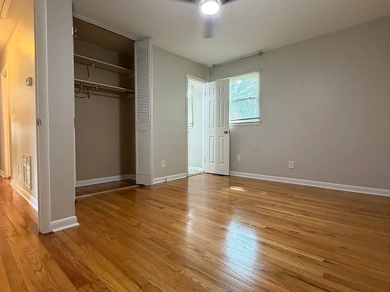 4807 Donvic Dr — Photo 17