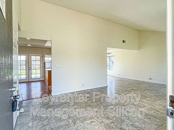 3rd image of 4450 Lisa Dr