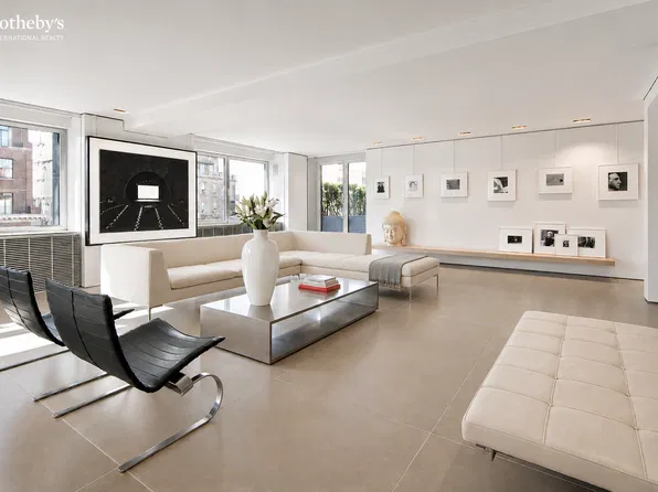 785 Park Avenue image 1 of 13