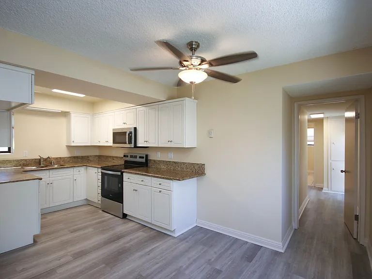 874 S Marengo Ave #10 — Photo 10