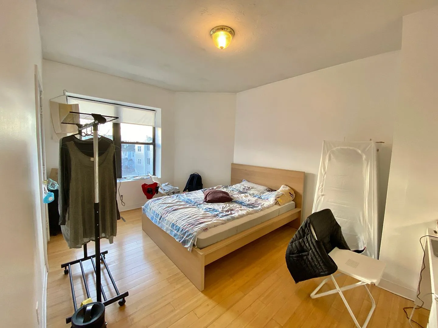 Allston 2 Bed | Modern Kitchen | Hardwood Floors | No Broker Fee — Photo 2