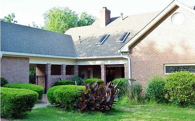 2nd image of 6660 Hollis Dr
