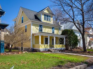 2027 Emerson Ave S, Minneapolis, MN 55405