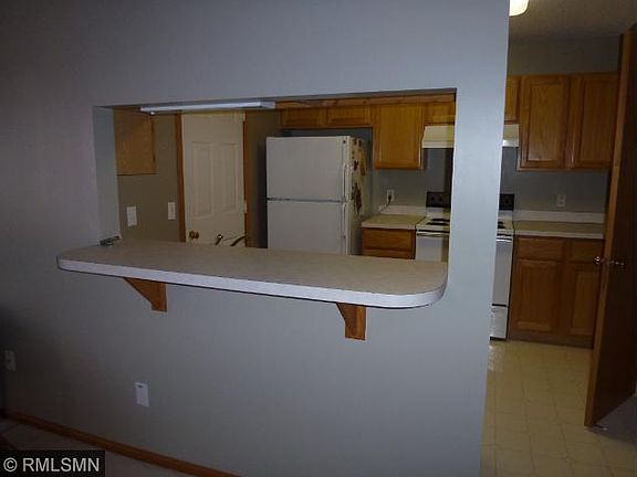 3rd image of 11565 Elmwood Ave N