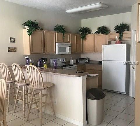 5th image of 242 Calabay Parc Blvd