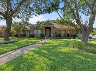 10328 Apache Dr, Woodway, TX 76712