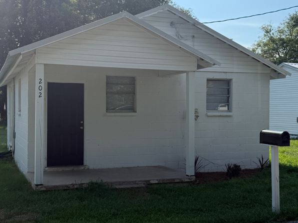 202 Turner St, Statesboro, GA 30458 – 1-bedroom rental in Statesboro