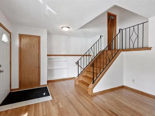 1310 Circle Terrace Blvd NE, Minneapolis, MN 55421