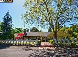 17 Crest Estate Dr, Alamo, CA 94507
