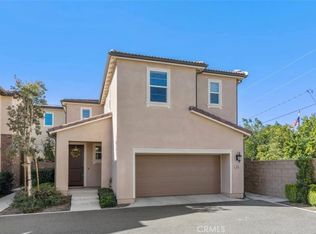 2886 Villa Catalonia Cir, Corona, CA 92881