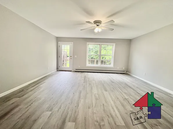 13 Boysenberry Dr #104, Milton, VT 05468