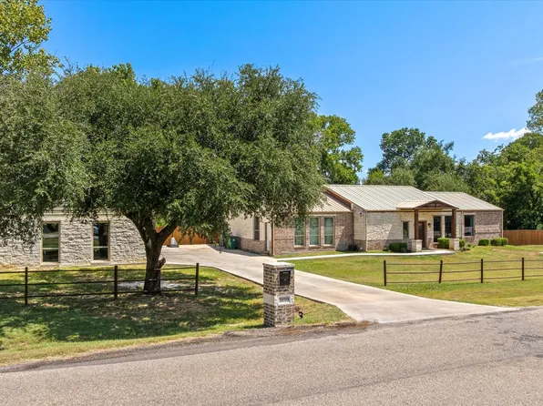 3119 Bob White Dr, Granbury, TX 76049