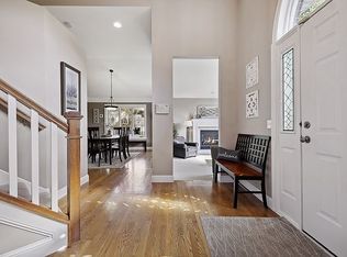 21398 Pointe Dr, Rogers, MN 55374