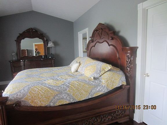 4th image of 320 Gardner Ln