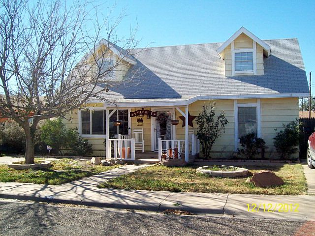 1st image of 8619 Holiday Dr